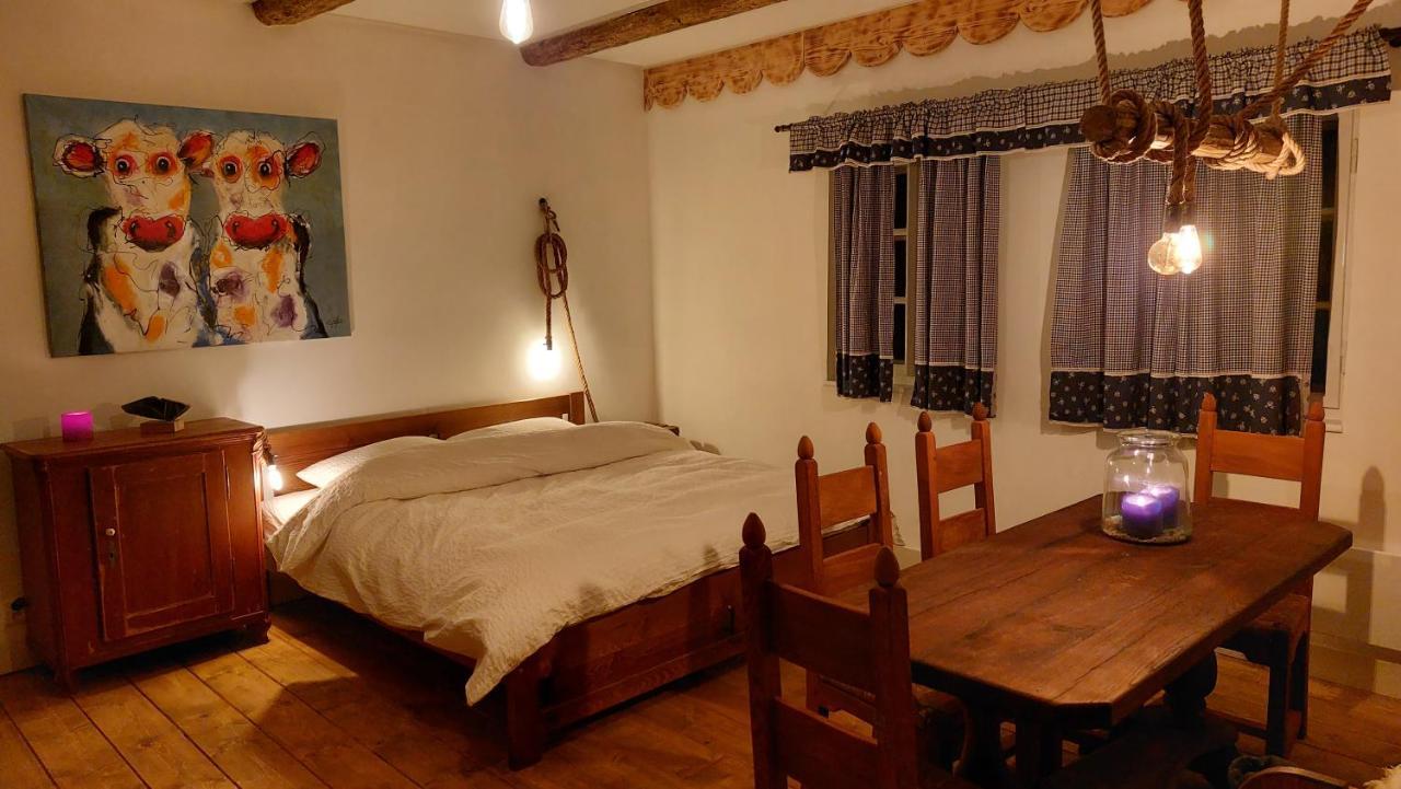 Hlucov - Penzion & Restaurace Bed and Breakfast Kanina Εξωτερικό φωτογραφία